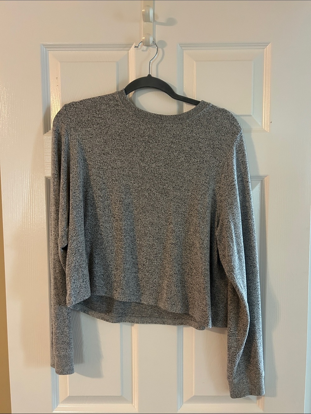 Abound Gray Marled Cropped Crewneck Sweatshirt